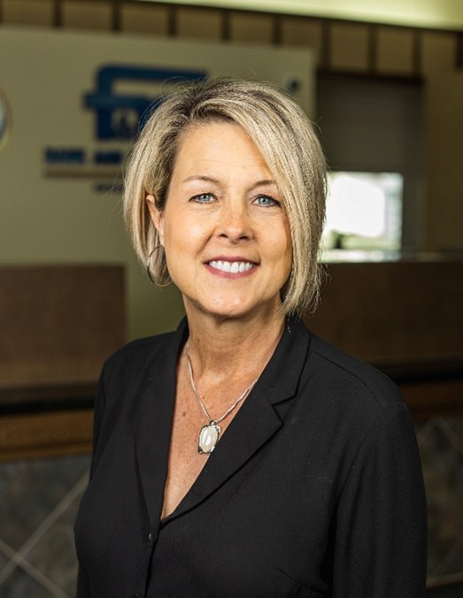 April Baldwin's headshot